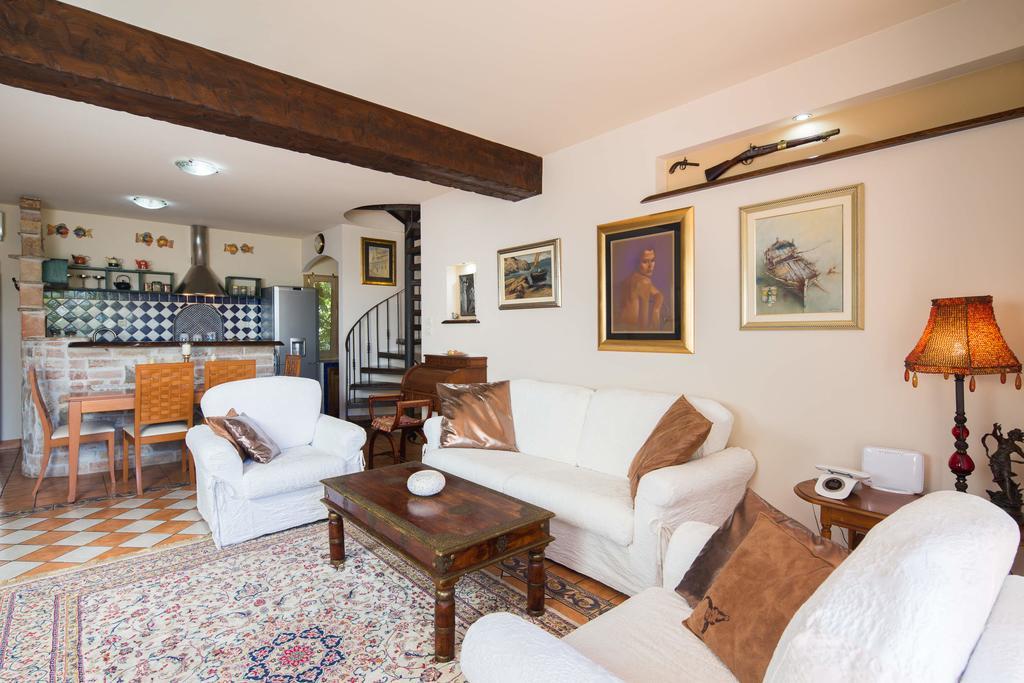 Villa Em Trogir Buitenkant foto
