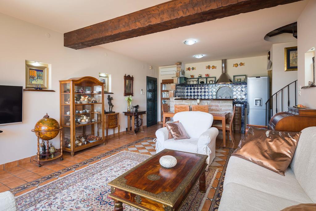 Villa Em Trogir Buitenkant foto