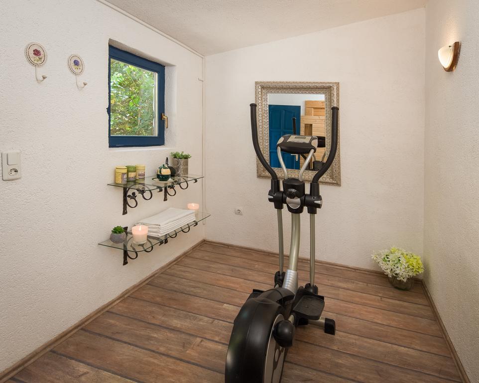 Villa Em Trogir Buitenkant foto